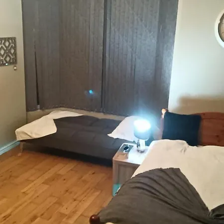 Charming 1-bed In 公寓